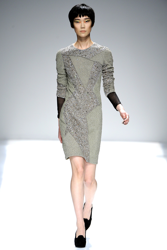 Yigal Azrouel  2011 ﶬ¸DƬ
