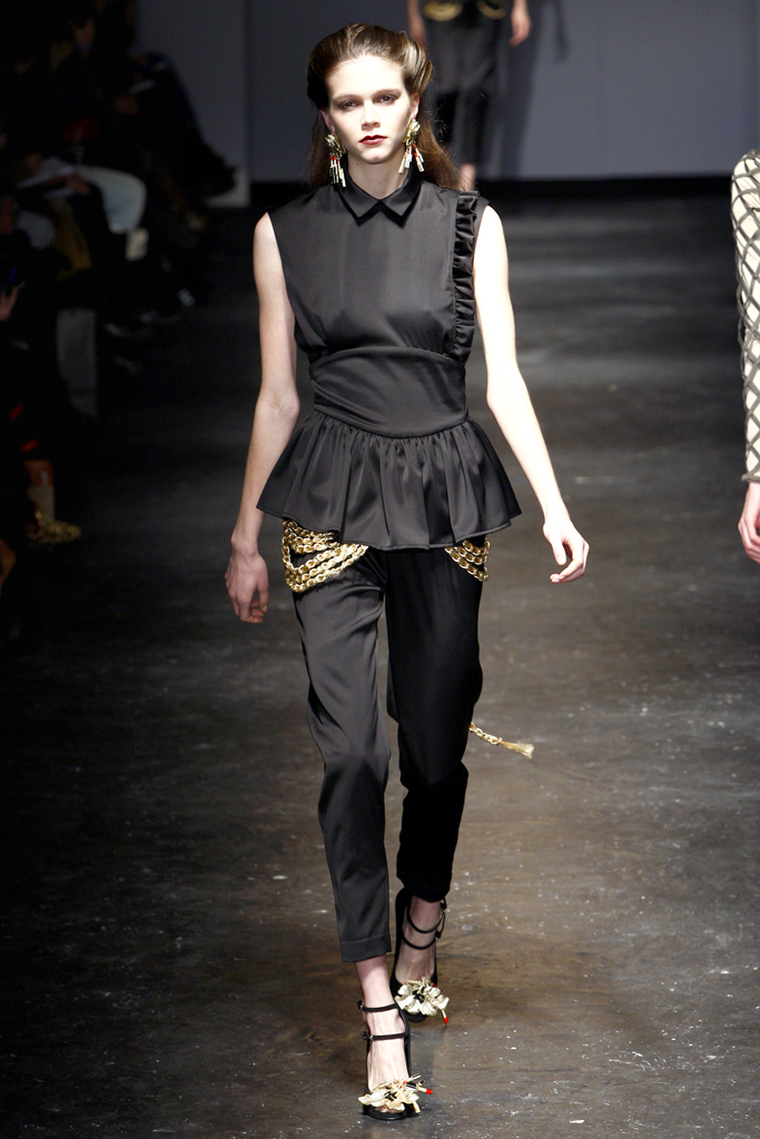 Danielle Scutt 2011ﶬ¸DƬ