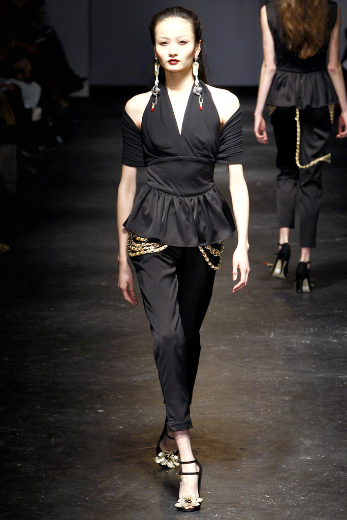 Danielle Scutt 2011ﶬ¸DƬ