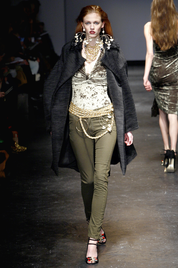 Danielle Scutt 2011ﶬ¸DƬ
