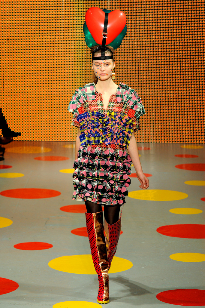 Louise Gray 2011ﶬ¸DƬ