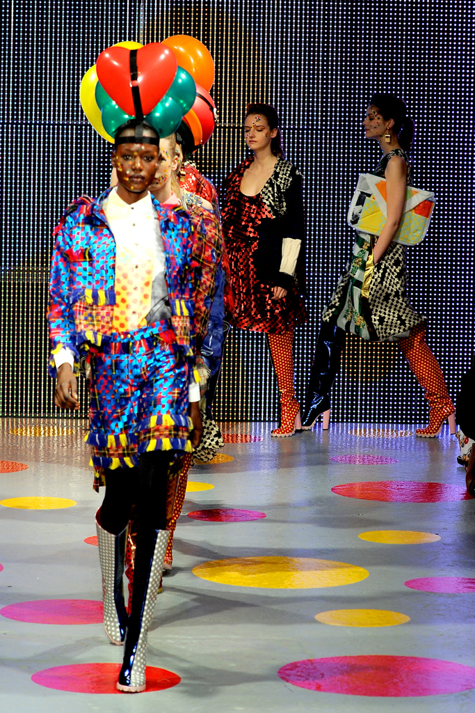 Louise Gray 2011ﶬ¸DƬ