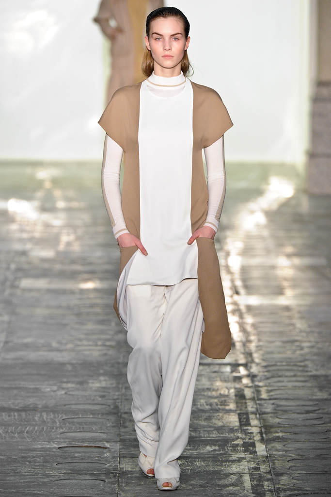 Richard Nicoll 2011ﶬ¸DƬ