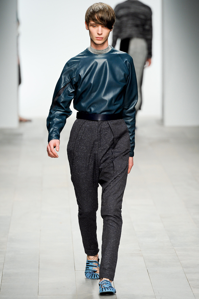 Central Saint Martins 2011ﶬDƬ