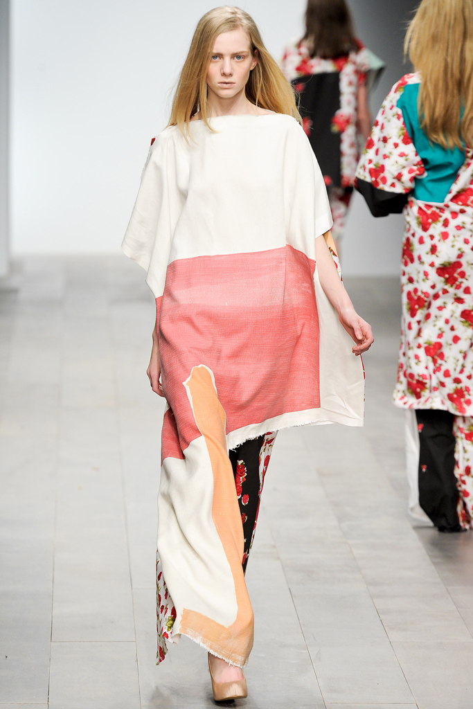 Central Saint Martins 2011ﶬDƬ