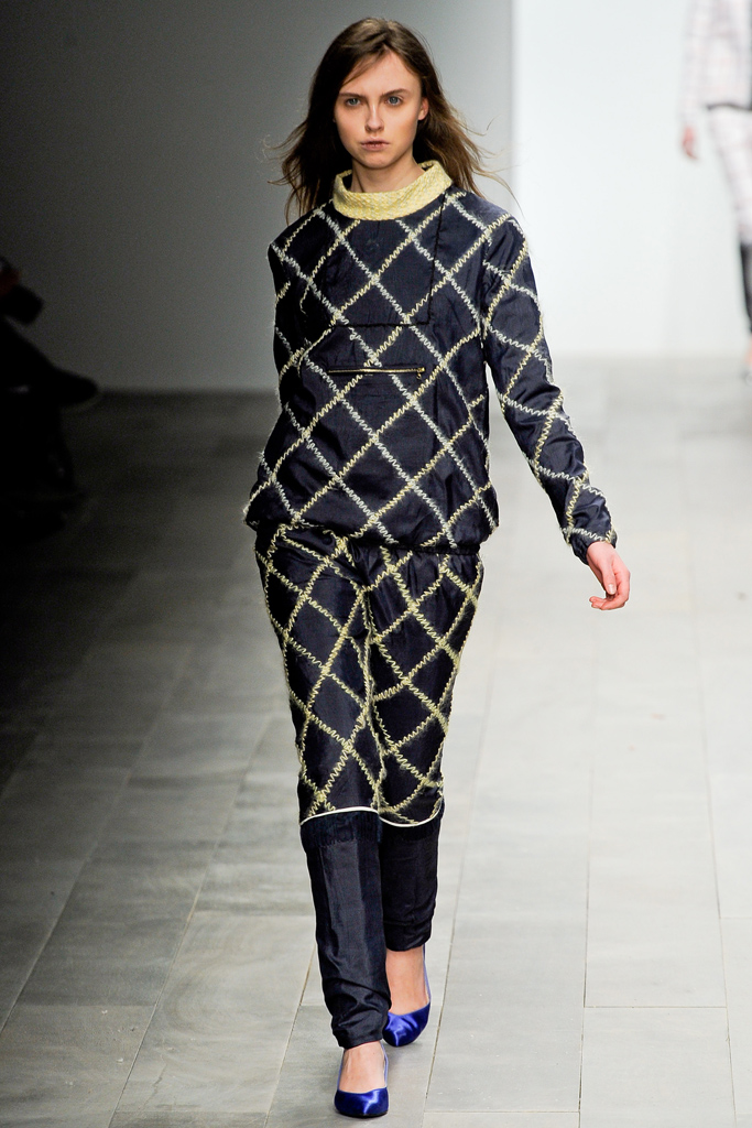 Central Saint Martins 2011ﶬDƬ