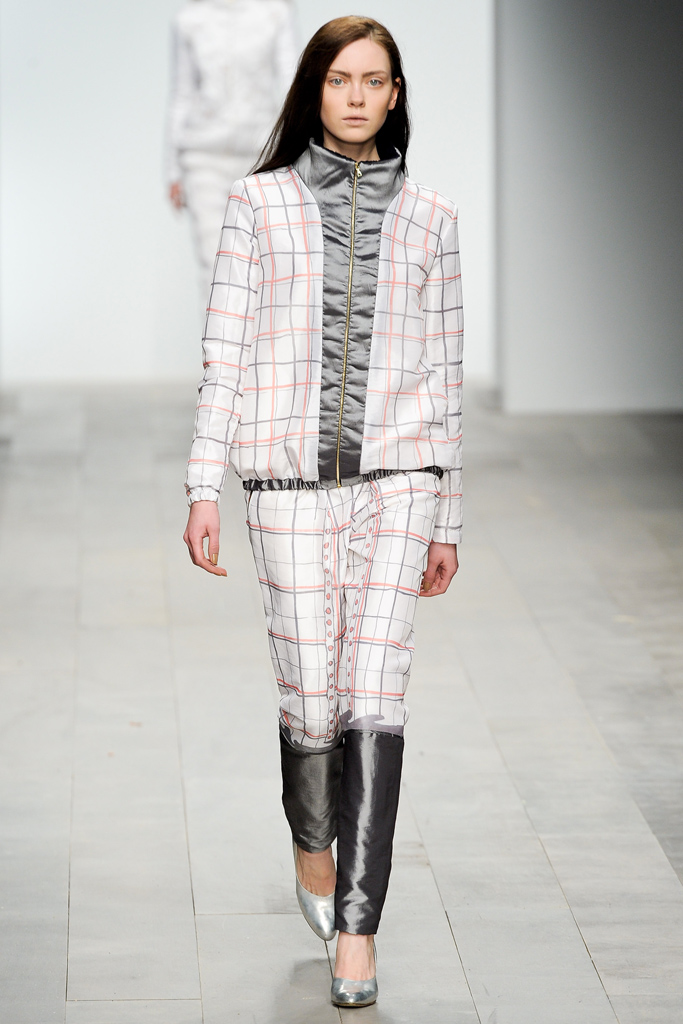 Central Saint Martins 2011ﶬDƬ