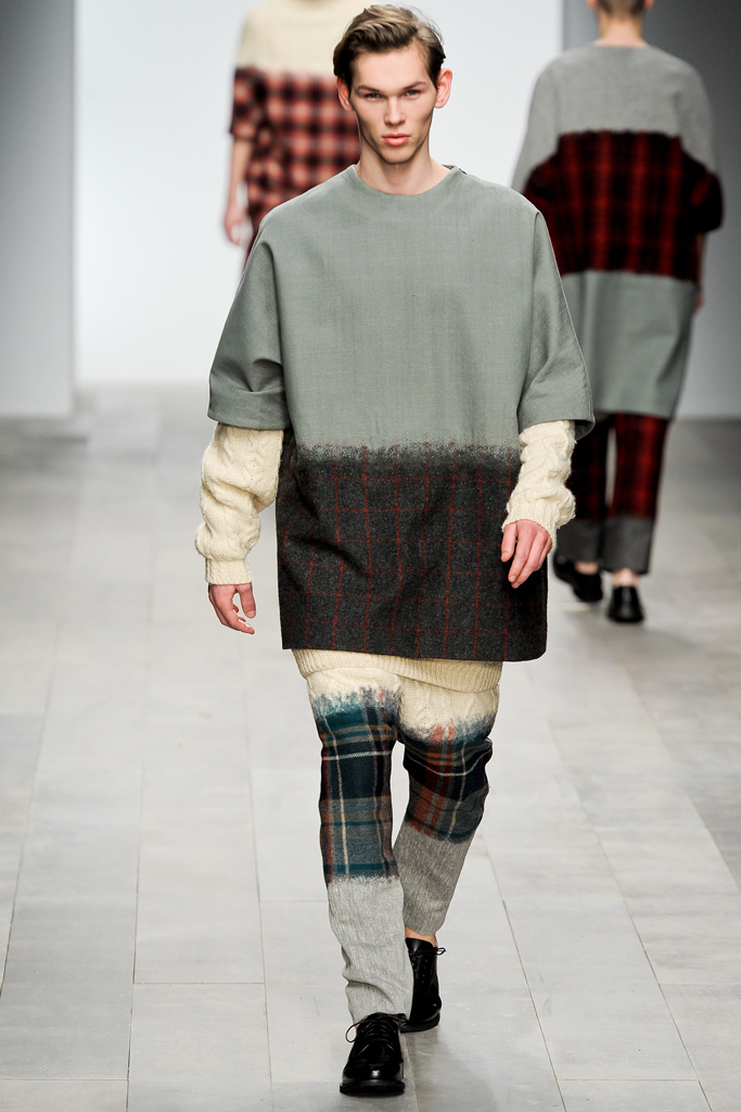 Central Saint Martins 2011ﶬDƬ