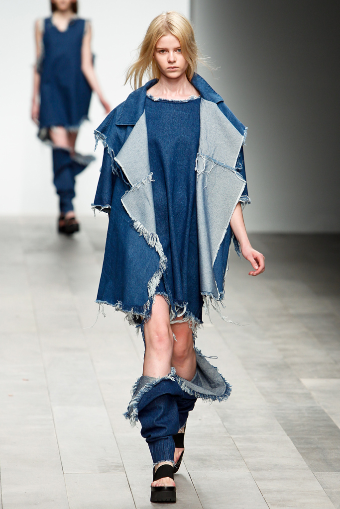Central Saint Martins 2011ﶬDƬ