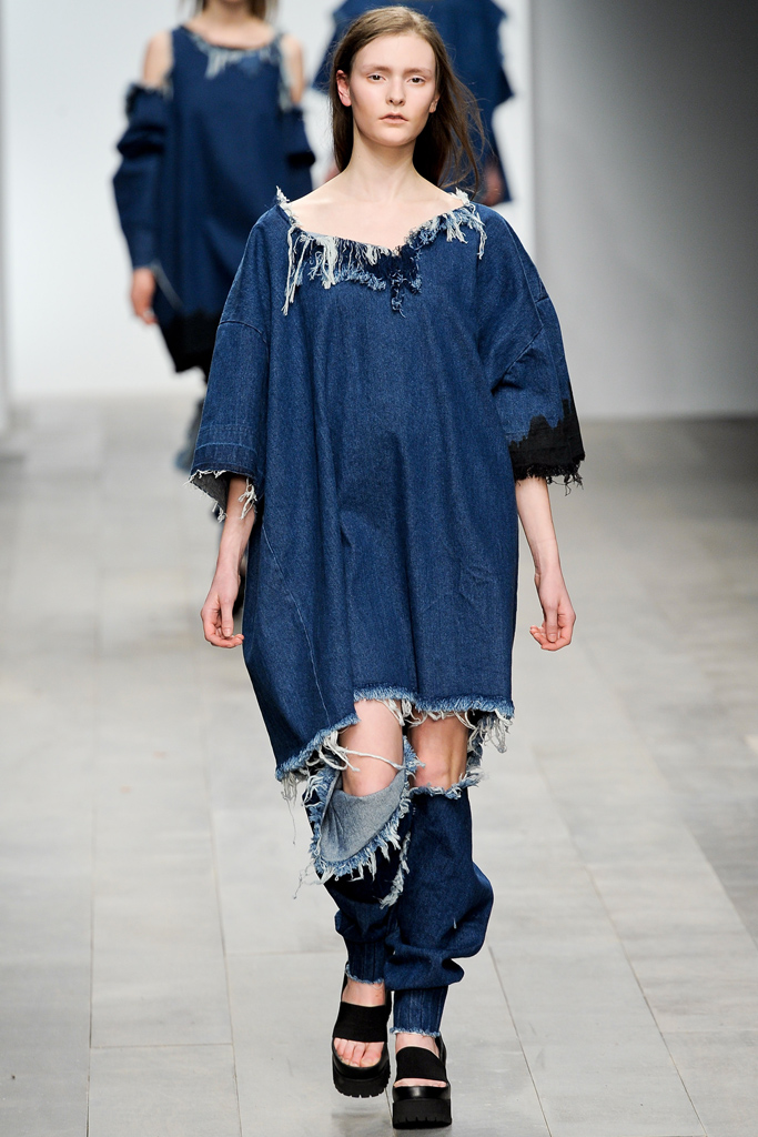 Central Saint Martins 2011ﶬDƬ