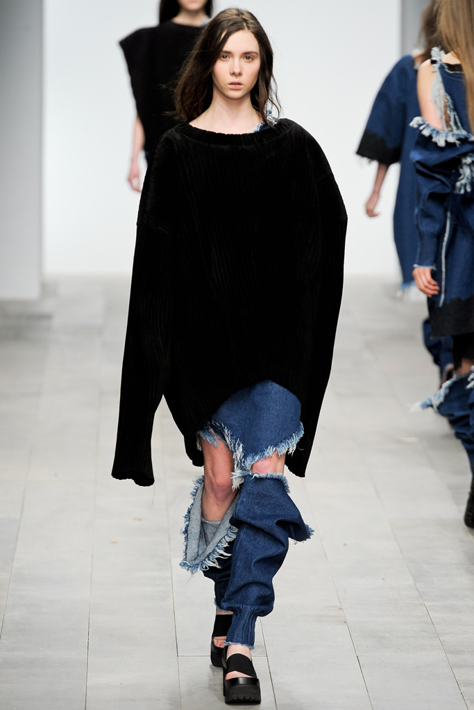 Central Saint Martins 2011ﶬDƬ