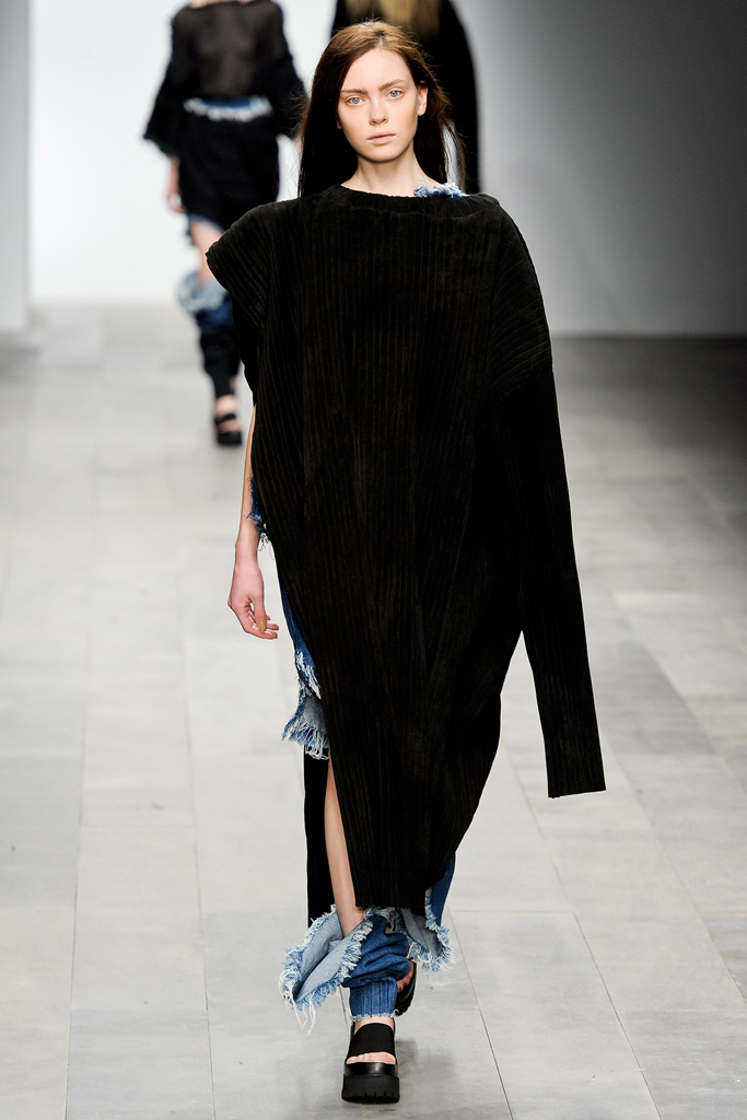 Central Saint Martins 2011ﶬDƬ