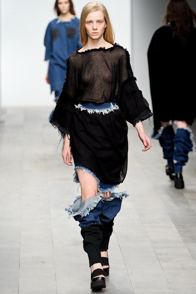 Central Saint Martins 2011ﶬDƬ