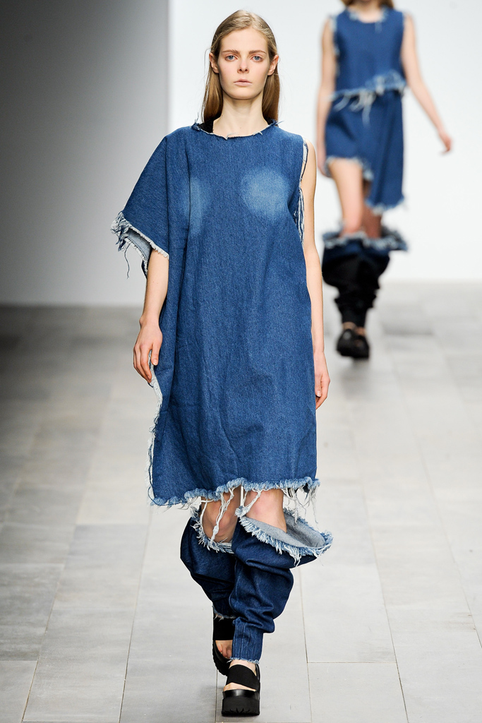Central Saint Martins 2011ﶬDƬ