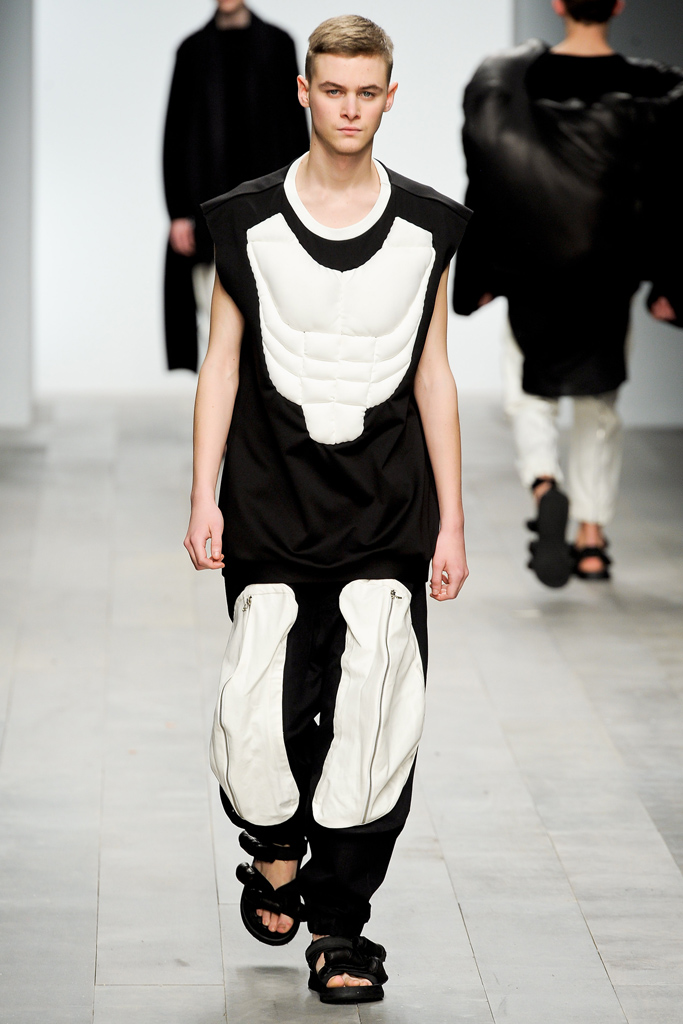 Central Saint Martins 2011ﶬDƬ