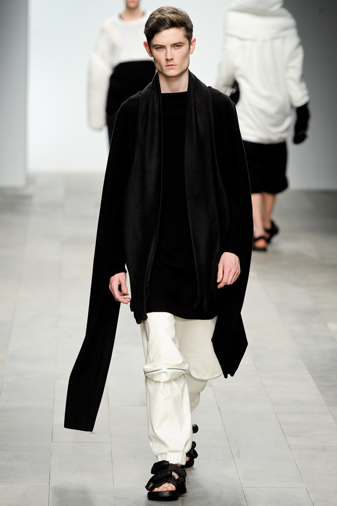 Central Saint Martins 2011ﶬDƬ