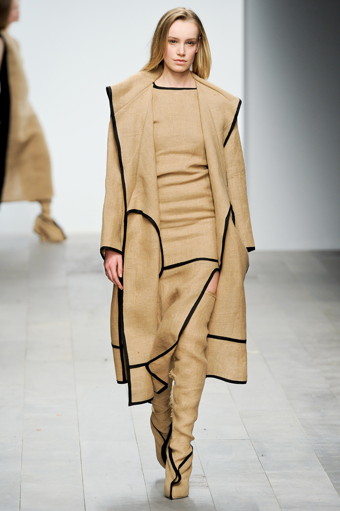 Central Saint Martins 2011ﶬDƬ