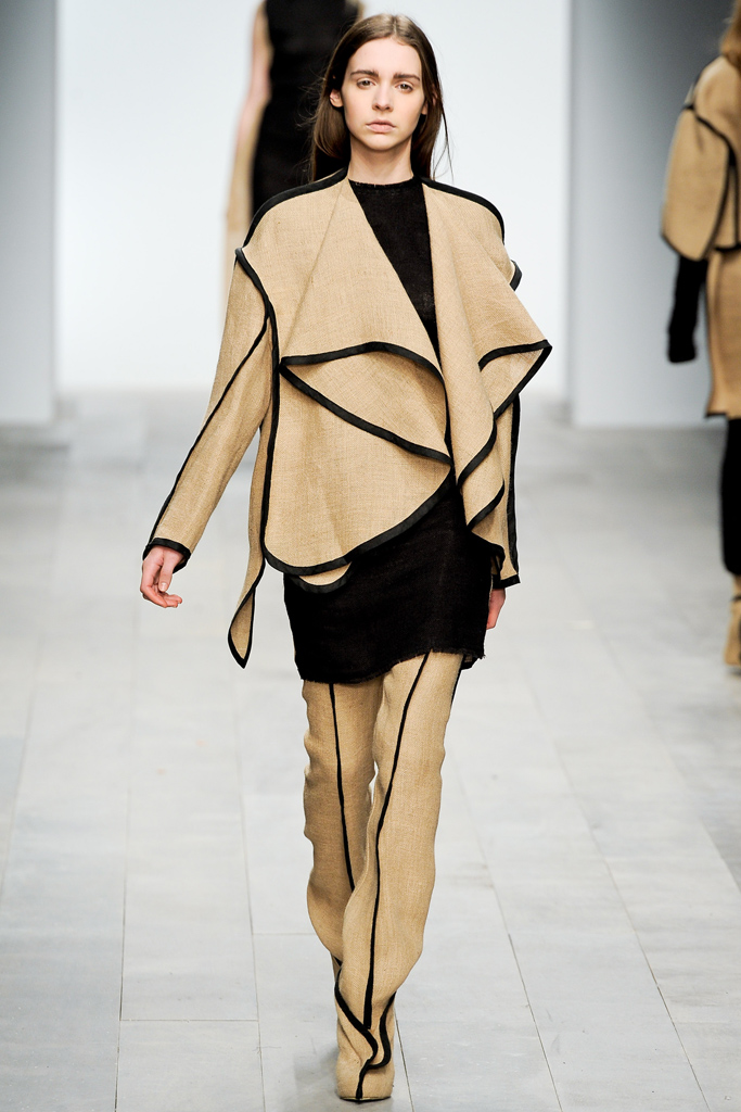 Central Saint Martins 2011ﶬDƬ