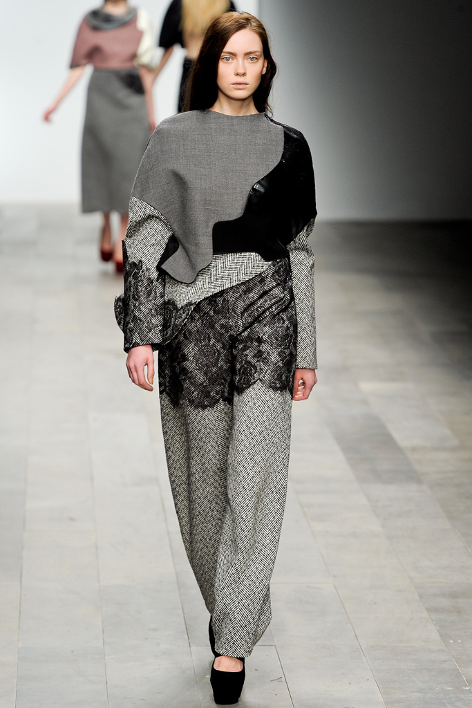 Central Saint Martins 2011ﶬDƬ