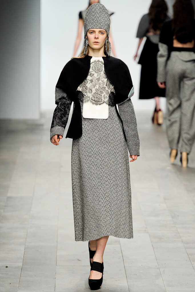 Central Saint Martins 2011ﶬDƬ