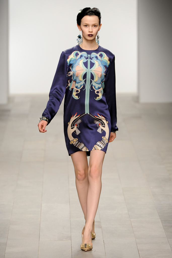 Holly Fulton 2011ﶬ¸DƬ