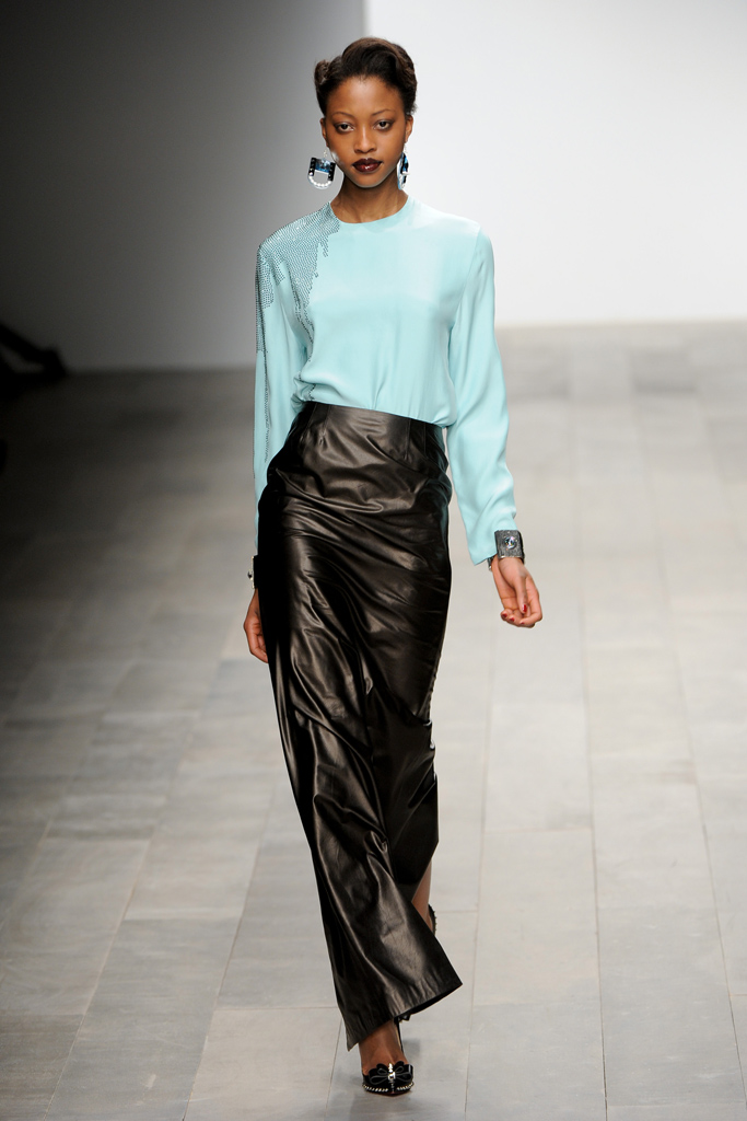 Holly Fulton 2011ﶬ¸DƬ