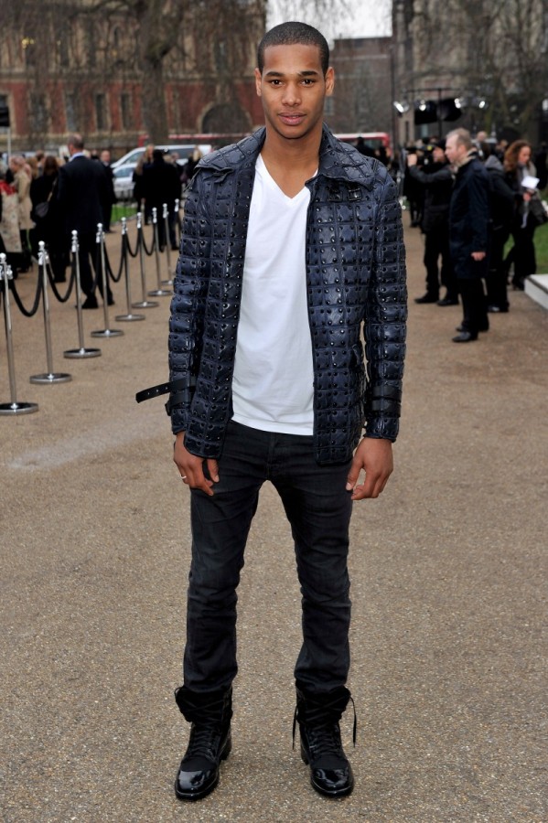 Burberry 2011秋冬秀場明星 高清圖片