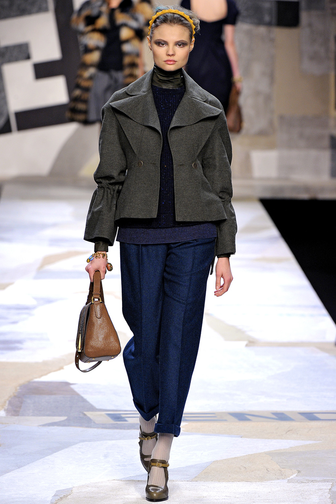 Fendi 2011ﶬ¸DƬ