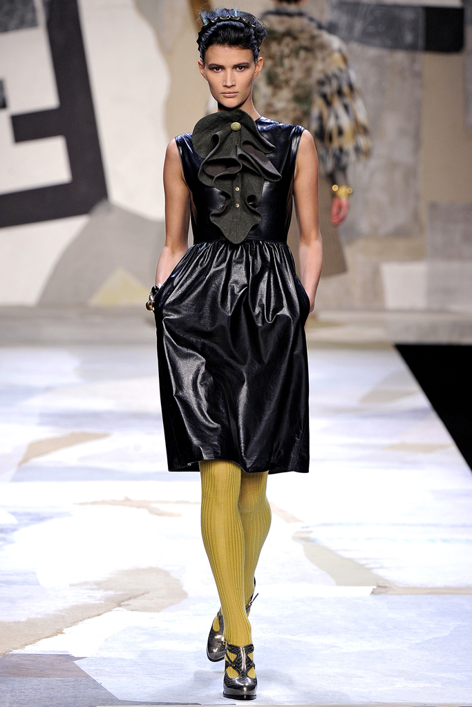 Fendi 2011ﶬ¸DƬ