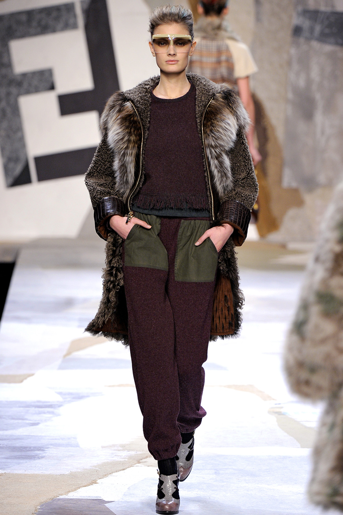 Fendi 2011ﶬ¸DƬ