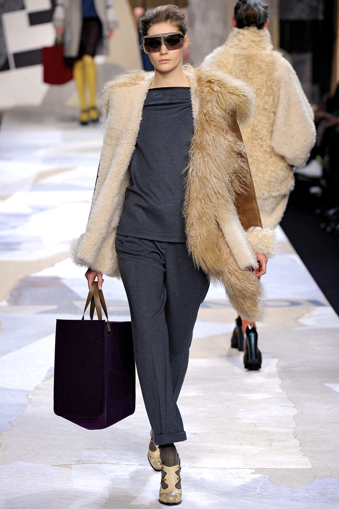 Fendi 2011ﶬ¸DƬ
