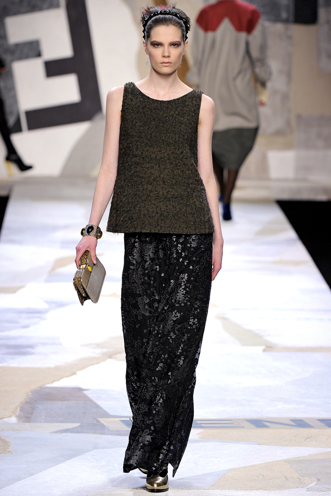 Fendi 2011ﶬ¸DƬ