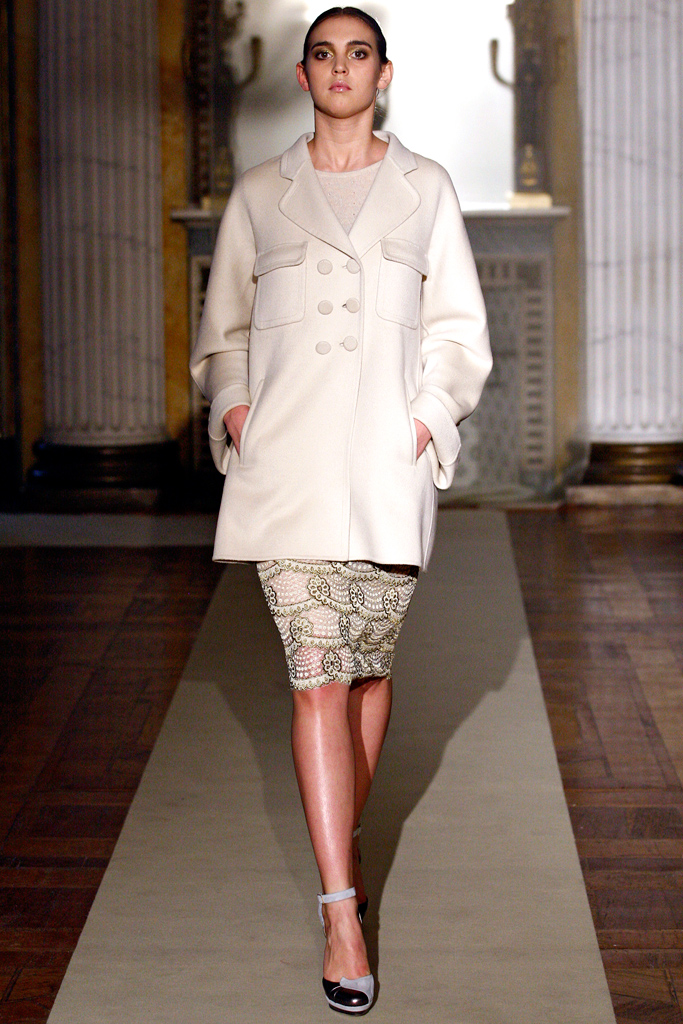 Luisa Beccaria 2011ﶬ¸DƬ