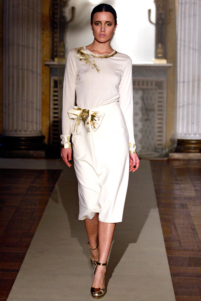 Luisa Beccaria 2011ﶬ¸DƬ