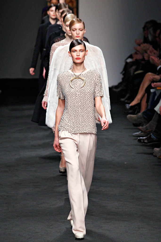 Brioni 2011ﶬ¸DƬ