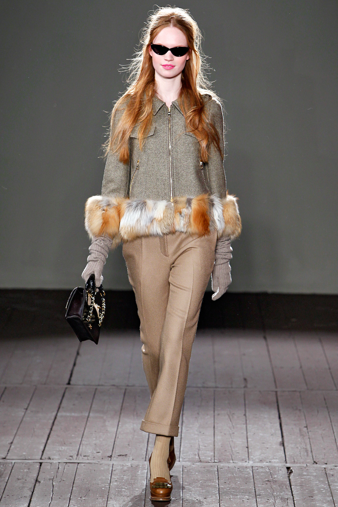 Moschino Cheap And Chic 2011秋冬成衣高清圖片
