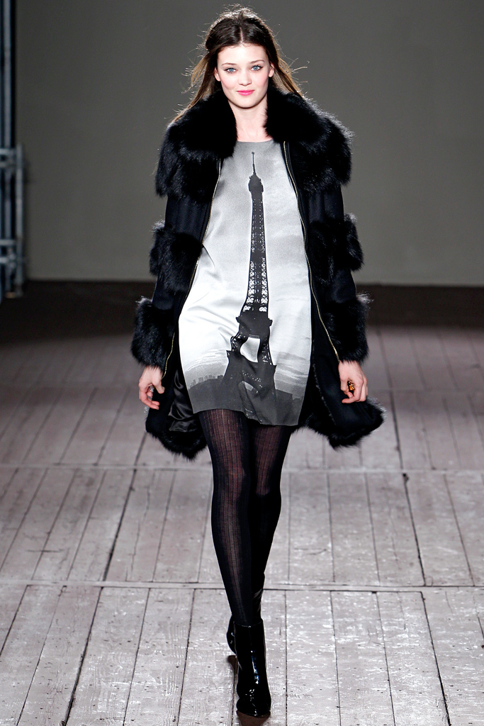 Moschino Cheap And Chic 2011秋冬成衣高清圖片