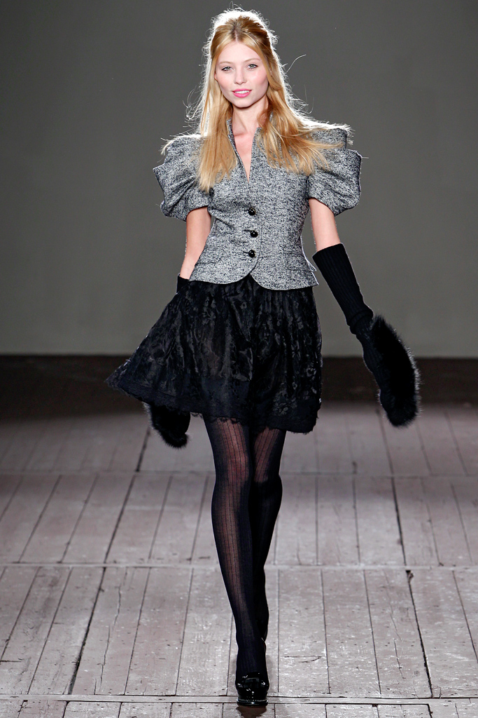 Moschino Cheap And Chic 2011秋冬成衣高清圖片