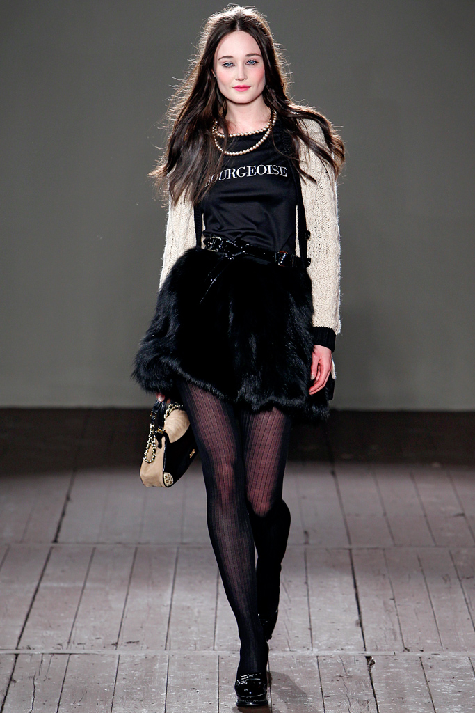 Moschino Cheap And Chic 2011ﶬ¸DƬ