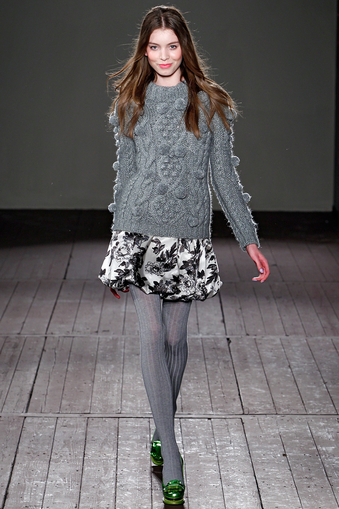 Moschino Cheap And Chic 2011ﶬ¸DƬ