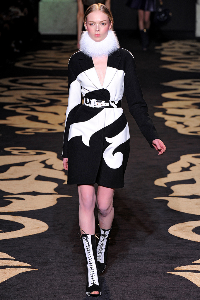 Versace 2011ﶬ¸DƬ