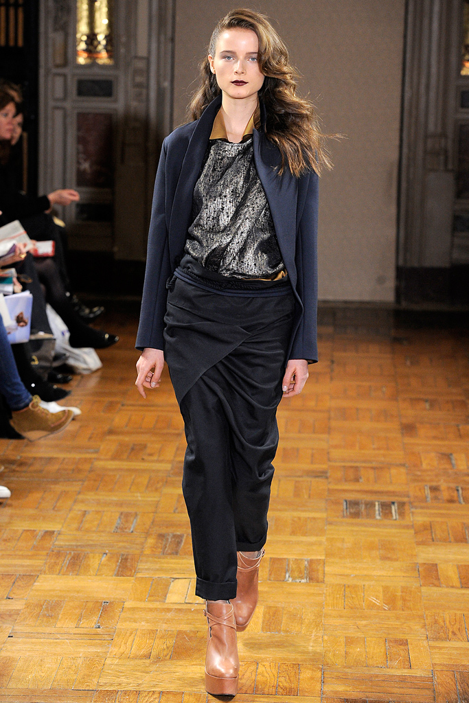 Anne Valerie Hash 2011ﶬ¸DƬ
