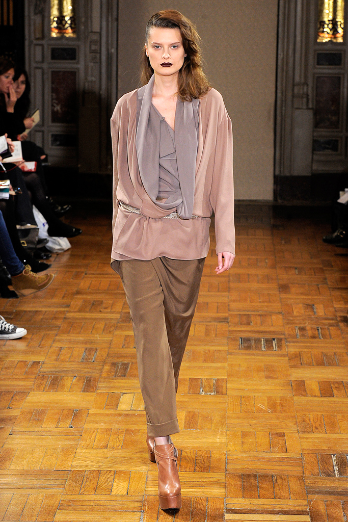 Anne Valerie Hash 2011ﶬ¸DƬ