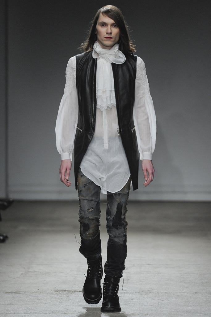 Nicolas Andreas Taralis 2011ﶬ¸DƬ