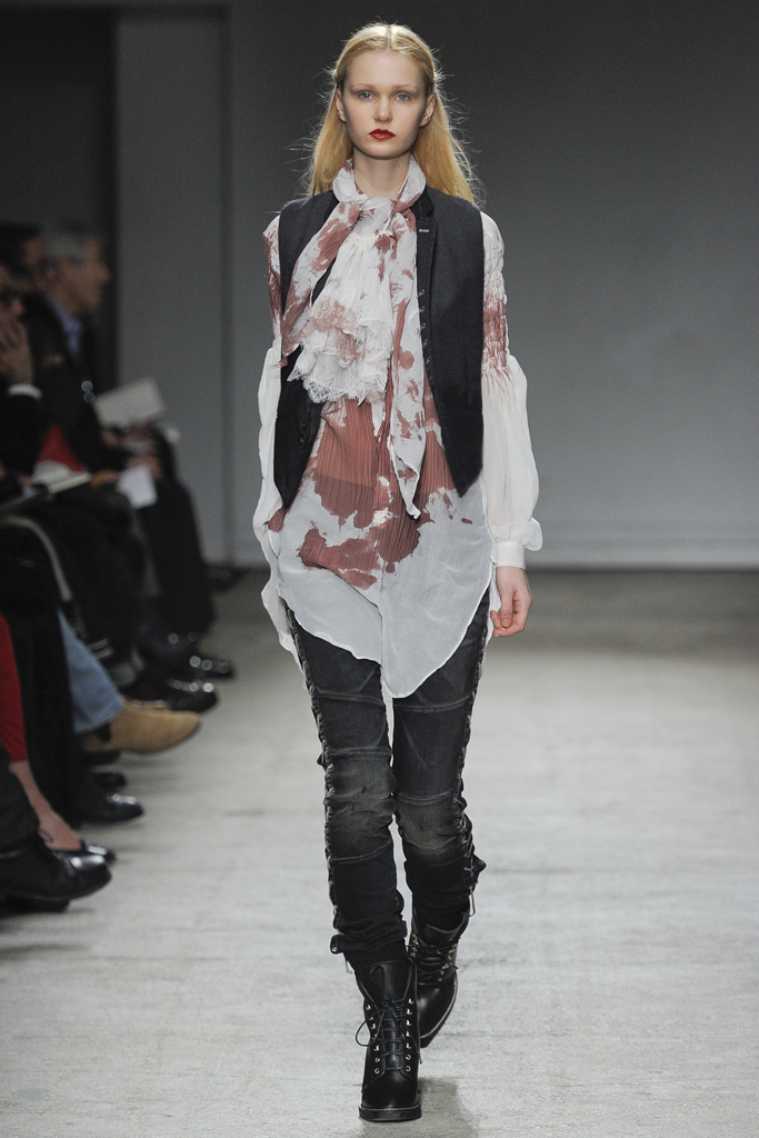 Nicolas Andreas Taralis 2011ﶬ¸DƬ