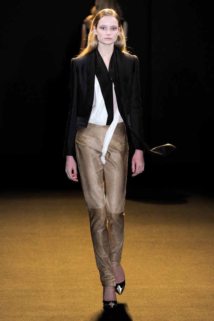 Sharon Wauchob 2011ﶬ¸DƬ