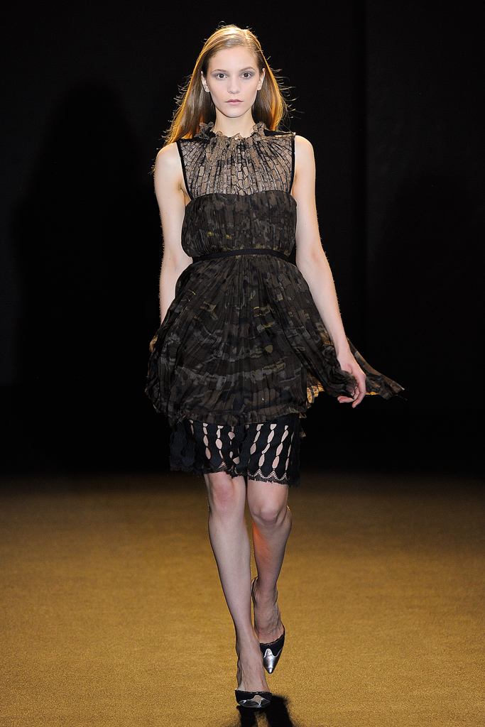 Sharon Wauchob 2011ﶬ¸DƬ
