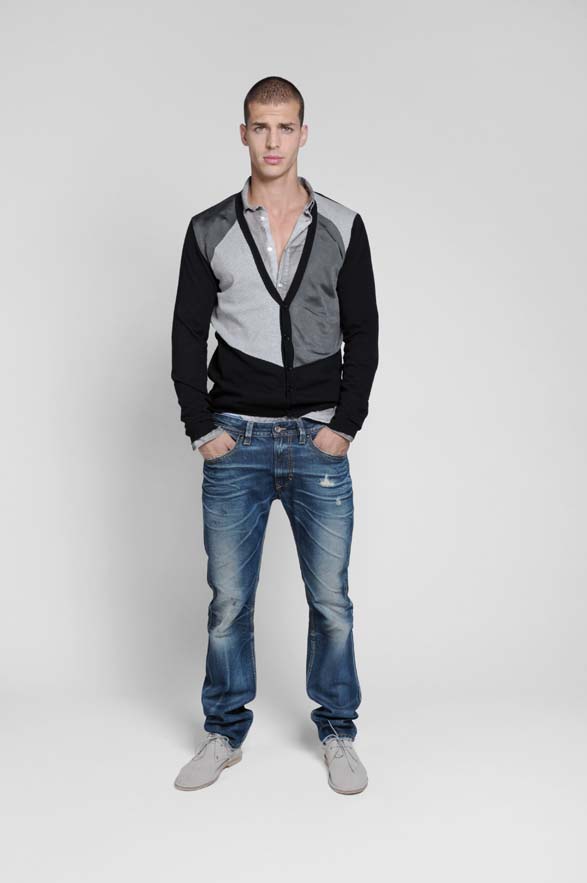 DIESEL ţѝ2011bLOOKBOOK DƬ