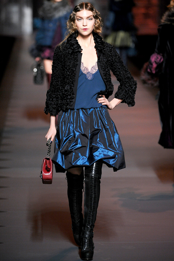 Christian Dior 2011ﶬ DƬ