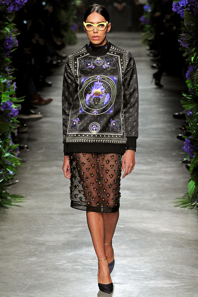 Givenchy 2011ﶬ DƬ
